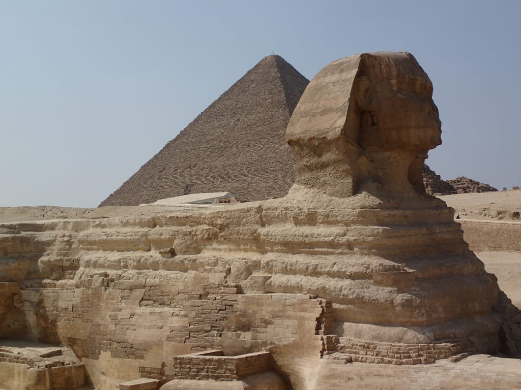 Bild "Pyramiden und Sphinx" zu Sphinx von Gizeh in Giza ...