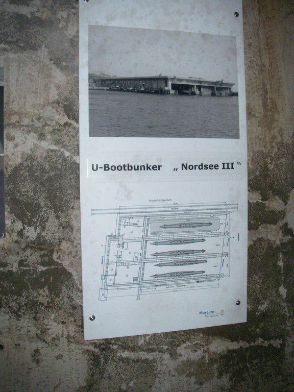 Foto von U-Bootbunker &quot;Nordsee III&quot; Bilder Sonstige Sehenswürdigkeit Bunkerführung