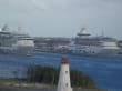 Reisetipp Hafen New Providence - Schiffe im Hafen