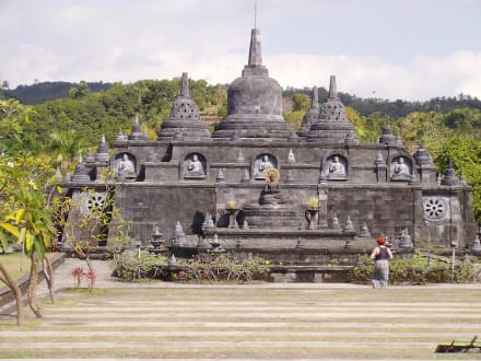 Banjar - Buddhistisches Kloster - Brahma Tempel
