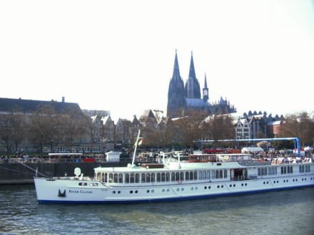 Schifffahrt Köln Düsseldorf