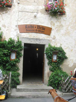 Eingang zur Kathi-Bräu - Brauereienwanderung Waischenfeld