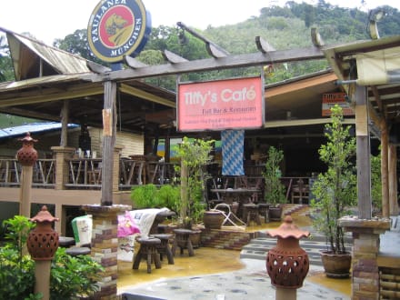 Tiffy S Cafe In Nang Thong Beach Holidaycheck